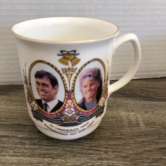 Vtg Royal Commemorative Mug Collection - Picture 3 of 11